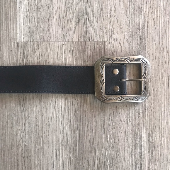Black Simple Belt - Picture 2 of 4